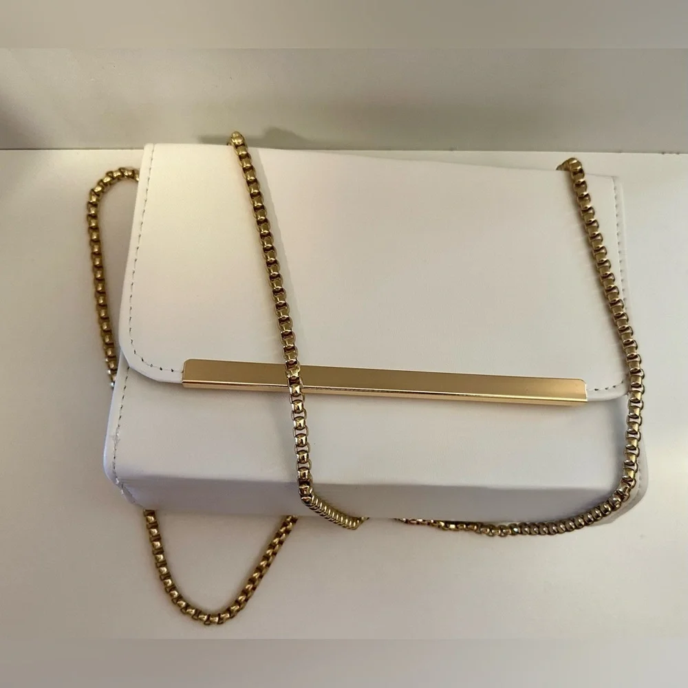 🌸‎ Chic White Mini Shoulder Bag Gold Chain Elegant Evening Clutch Purse